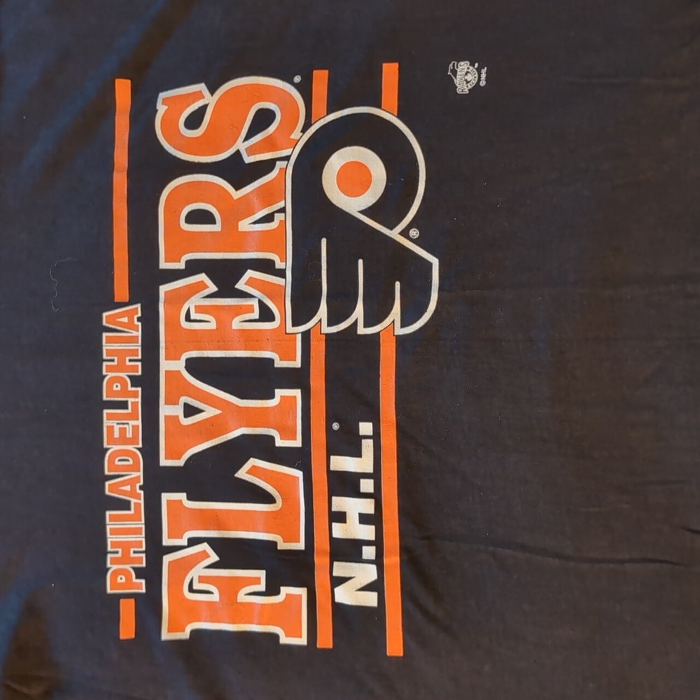 Ravens| NWOT Vintage Black NHL Philadelphia Flyers Sports Short Sleeve T-shirt